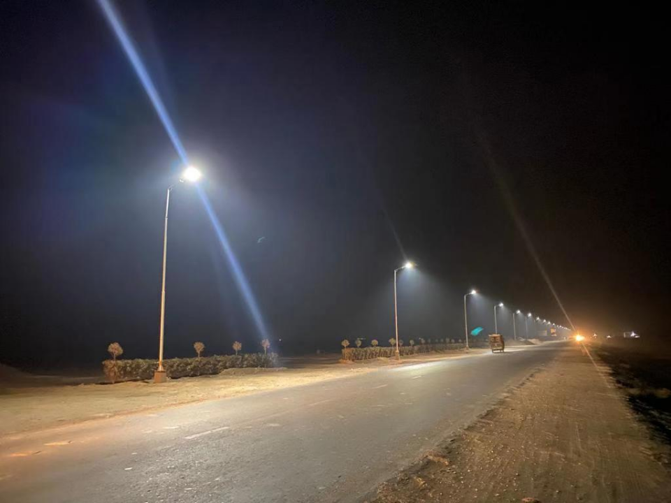 Prospek Pengembangan Lampu Jalan Tenaga Surya di India5